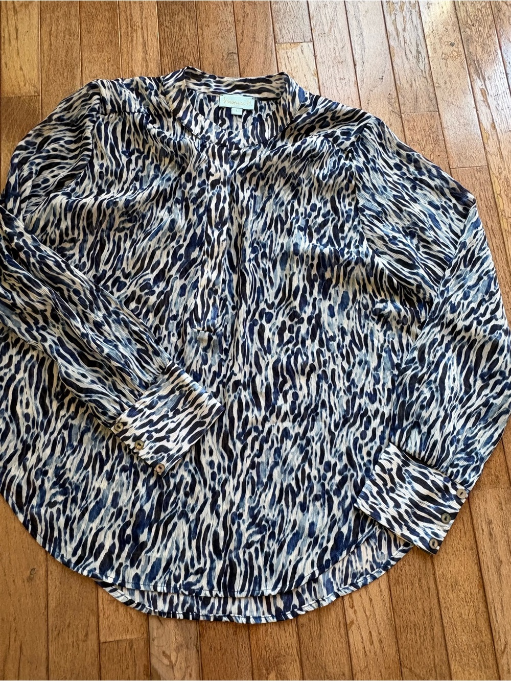 Womens Veronica M blouse size L